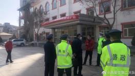 交警查獲多起“百噸王”！約談裝載單位賽馬水泥廠！