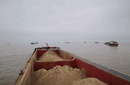 千艘萬噸船瘋狂入海，上千萬噸海砂流入內(nèi)陸！