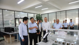 海螺集團(tuán)黨委書記、董事長楊軍蒞臨東方測控調(diào)研